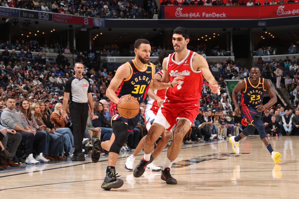 依旧稳居主 依旧稳居主