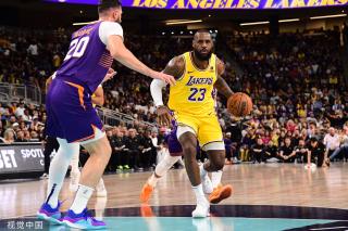 多场比赛中 多场比赛中