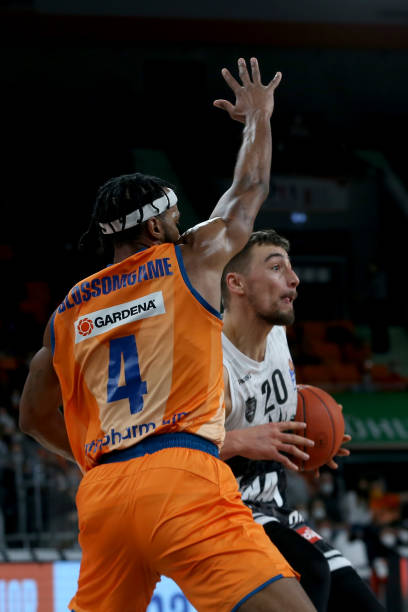 调整阵容 调整阵容